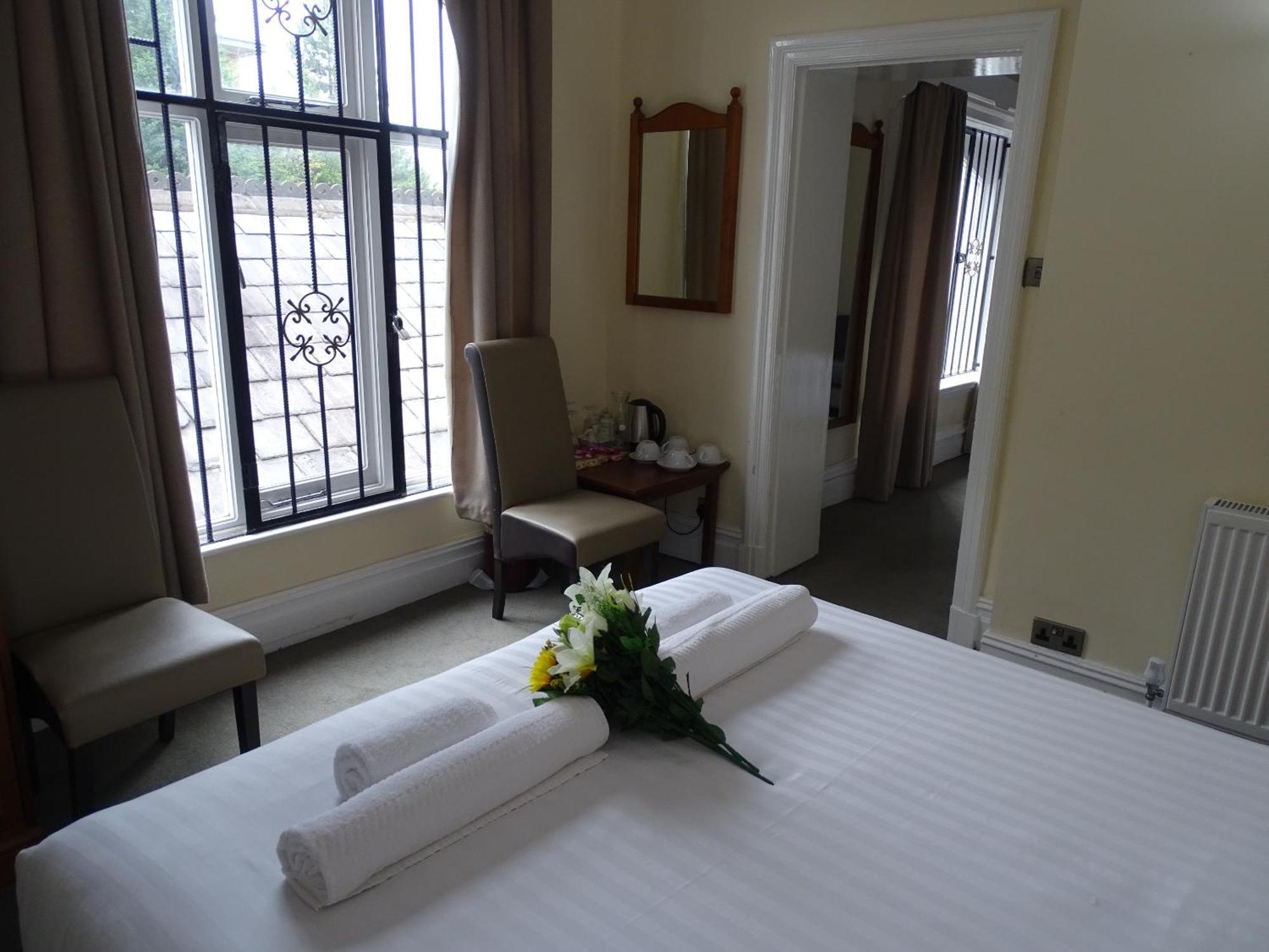 Milverton Hotel Manchester Kamer foto